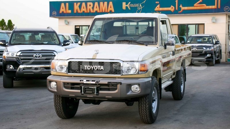 Big with watermark toyota land cruiser enga import dubai 4754