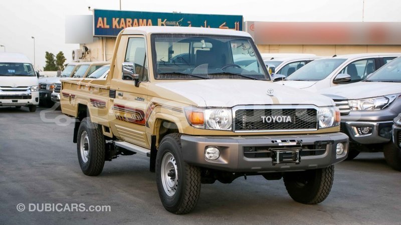 Big with watermark toyota land cruiser enga import dubai 4754