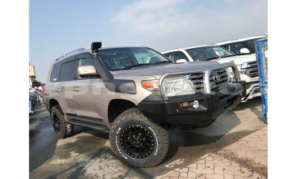 Buy Import Toyota Land Cruiser Other Car in Import - Dubai in Enga Buy Import Toyota Land Cruiser Other Car in Import - Dubai in Enga