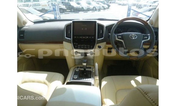 Buy Import Toyota Land Cruiser Brown Car in Import - Dubai in Enga Buy Import Toyota Land Cruiser Brown Car in Import - Dubai in Enga