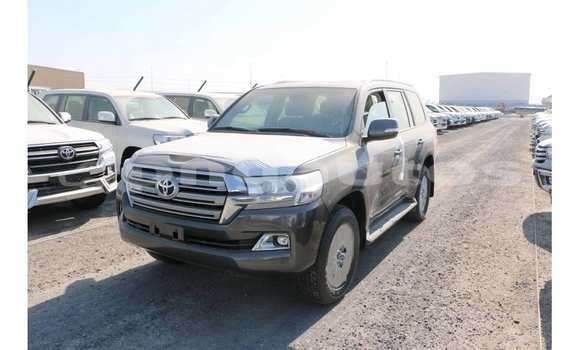 Buy Import Toyota Land Cruiser Black Car in Import - Dubai in Enga Buy Import Toyota Land Cruiser Black Car in Import - Dubai in Enga