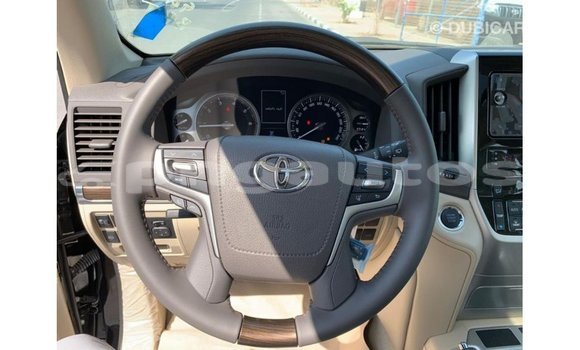 Buy Import Toyota Land Cruiser Black Car in Import - Dubai in Enga Buy Import Toyota Land Cruiser Black Car in Import - Dubai in Enga