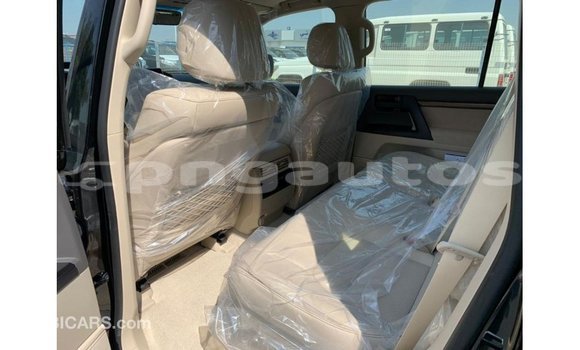 Buy Import Toyota Land Cruiser Black Car in Import - Dubai in Enga Buy Import Toyota Land Cruiser Black Car in Import - Dubai in Enga