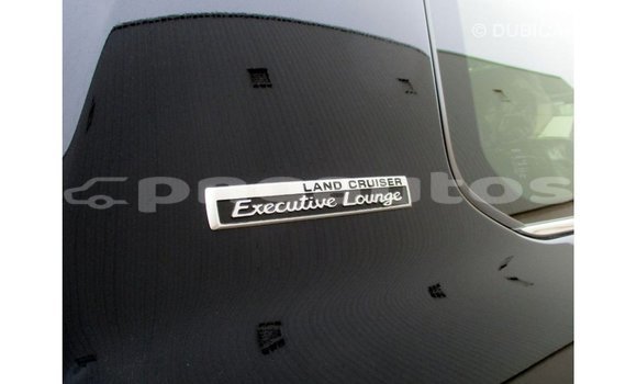 Buy Import Toyota Land Cruiser Black Car in Import - Dubai in Enga Buy Import Toyota Land Cruiser Black Car in Import - Dubai in Enga