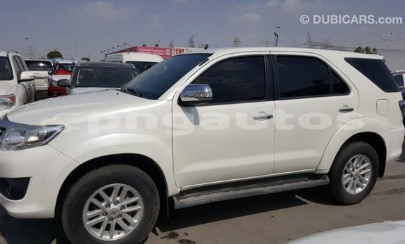 Buy Import Toyota Fortuner White Car in Import - Dubai in Enga Buy Import Toyota Fortuner White Car in Import - Dubai in Enga