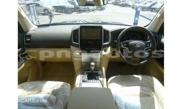 Buy Import Toyota Land Cruiser Black Car in Import - Dubai in Enga Buy Import Toyota Land Cruiser Black Car in Import - Dubai in Enga