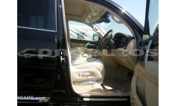 Buy Import Toyota Land Cruiser Black Car in Import - Dubai in Enga Buy Import Toyota Land Cruiser Black Car in Import - Dubai in Enga