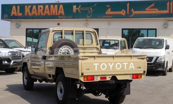 Buy Import Toyota Land Cruiser Beige Car in Import - Dubai in Enga Buy Import Toyota Land Cruiser Beige Car in Import - Dubai in Enga