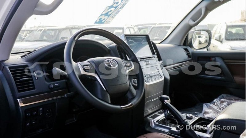 Big with watermark toyota land cruiser enga import dubai 4787