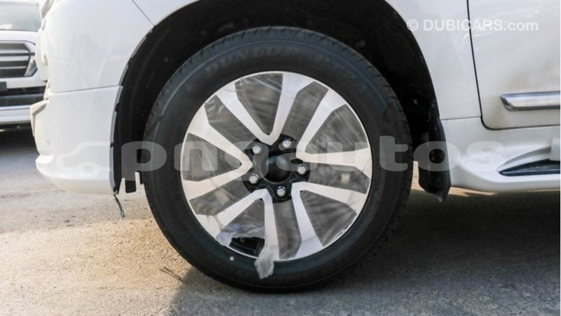 Big with watermark toyota land cruiser enga import dubai 4787