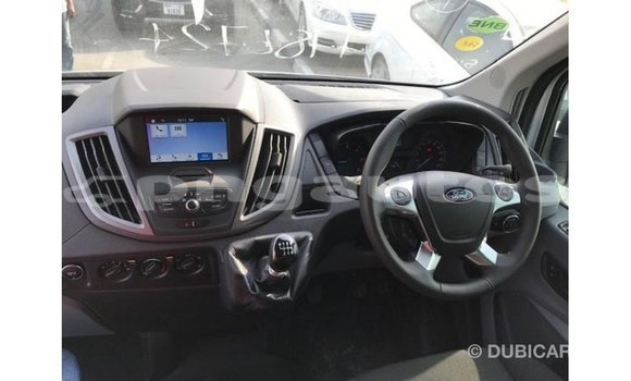 Buy Import Ford Club Wagon White Car in Import - Dubai in Enga Buy Import Ford Club Wagon White Car in Import - Dubai in Enga