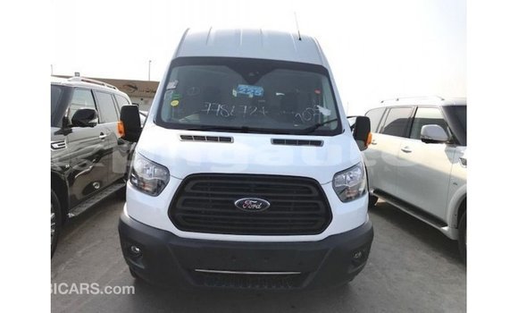 Buy Import Ford Club Wagon White Car in Import - Dubai in Enga Buy Import Ford Club Wagon White Car in Import - Dubai in Enga