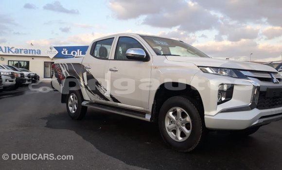 Buy Import Mitsubishi L200 White Car in Import - Dubai in Enga Buy Import Mitsubishi L200 White Car in Import - Dubai in Enga