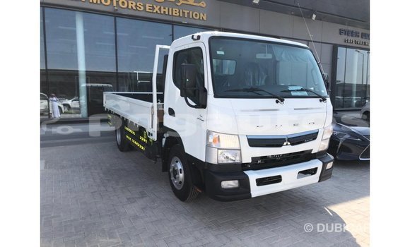 Buy Import Mitsubishi L400 White Truck in Import - Dubai in Enga Buy Import Mitsubishi L400 White Truck in Import - Dubai in Enga