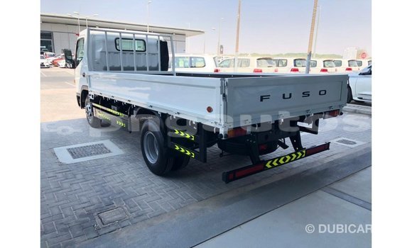 Buy Import Mitsubishi L400 White Truck in Import - Dubai in Enga Buy Import Mitsubishi L400 White Truck in Import - Dubai in Enga