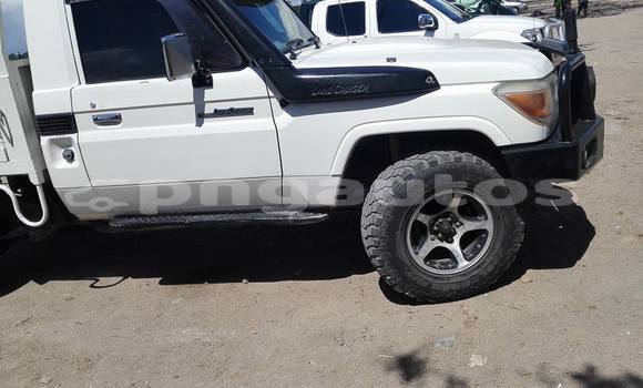 Buy Used Toyota Land Cruiser Other Car in Kundiawa in Simbu Buy Used Toyota Land Cruiser Other Car in Kundiawa in Simbu