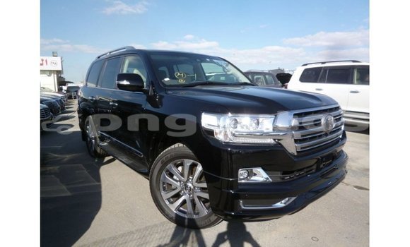Buy Import Toyota Land Cruiser Black Car in Import - Dubai in Enga Buy Import Toyota Land Cruiser Black Car in Import - Dubai in Enga