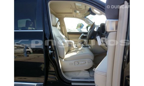 Buy Import Toyota Land Cruiser Black Car in Import - Dubai in Enga Buy Import Toyota Land Cruiser Black Car in Import - Dubai in Enga
