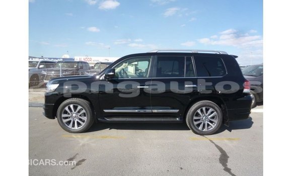 Buy Import Toyota Land Cruiser Black Car in Import - Dubai in Enga Buy Import Toyota Land Cruiser Black Car in Import - Dubai in Enga