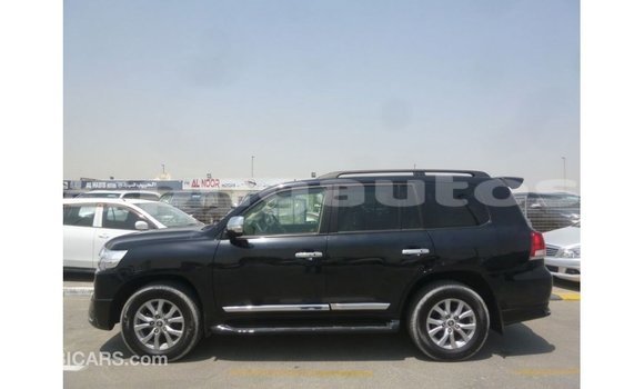 Buy Import Toyota Land Cruiser Black Car in Import - Dubai in Enga Buy Import Toyota Land Cruiser Black Car in Import - Dubai in Enga