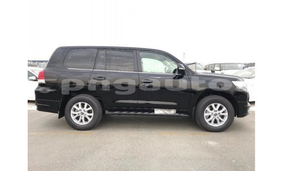 Buy Import Toyota Land Cruiser Black Car in Import - Dubai in Enga Buy Import Toyota Land Cruiser Black Car in Import - Dubai in Enga