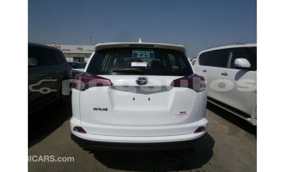 Buy Import Toyota 4Runner White Car in Import - Dubai in Enga Buy Import Toyota 4Runner White Car in Import - Dubai in Enga