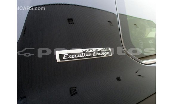 Buy Import Toyota Land Cruiser Black Car in Import - Dubai in Enga Buy Import Toyota Land Cruiser Black Car in Import - Dubai in Enga