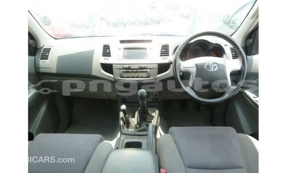 Buy Import Toyota Hilux Black Car in Import - Dubai in Enga Buy Import Toyota Hilux Black Car in Import - Dubai in Enga