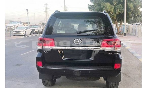 Buy Import Toyota Land Cruiser Black Car in Import - Dubai in Enga Buy Import Toyota Land Cruiser Black Car in Import - Dubai in Enga