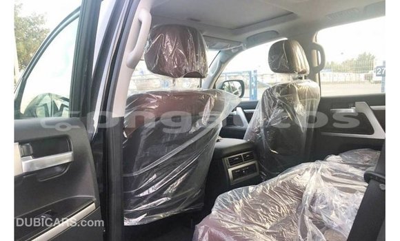 Buy Import Toyota Land Cruiser Black Car in Import - Dubai in Enga Buy Import Toyota Land Cruiser Black Car in Import - Dubai in Enga