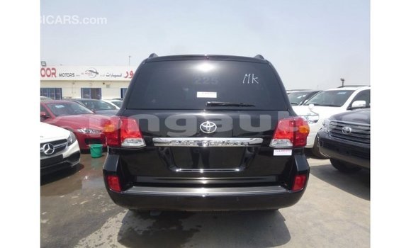 Buy Import Toyota Land Cruiser Black Car in Import - Dubai in Enga Buy Import Toyota Land Cruiser Black Car in Import - Dubai in Enga