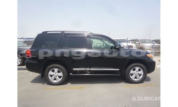 Buy Import Toyota Land Cruiser Black Car in Import - Dubai in Enga Buy Import Toyota Land Cruiser Black Car in Import - Dubai in Enga