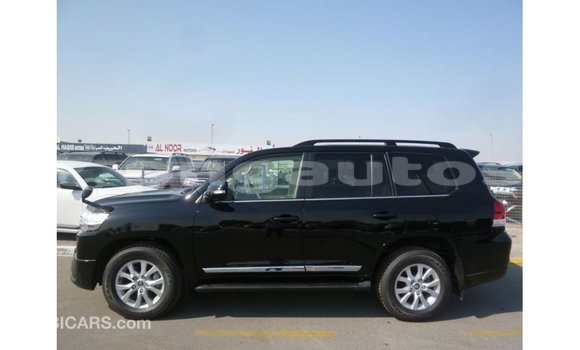 Buy Import Toyota Land Cruiser Black Car in Import - Dubai in Enga Buy Import Toyota Land Cruiser Black Car in Import - Dubai in Enga