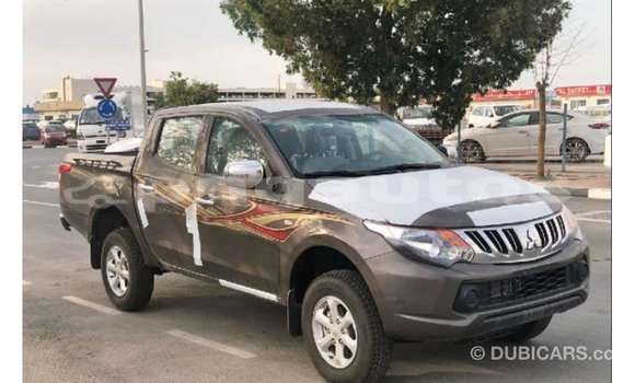 Buy Import Mitsubishi L200 Brown Car in Import - Dubai in Enga Buy Import Mitsubishi L200 Brown Car in Import - Dubai in Enga