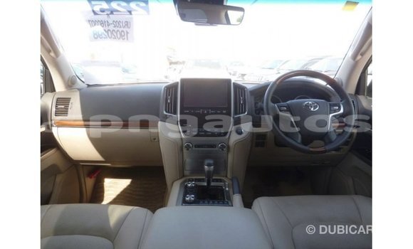 Buy Import Toyota Land Cruiser Black Car in Import - Dubai in Enga Buy Import Toyota Land Cruiser Black Car in Import - Dubai in Enga