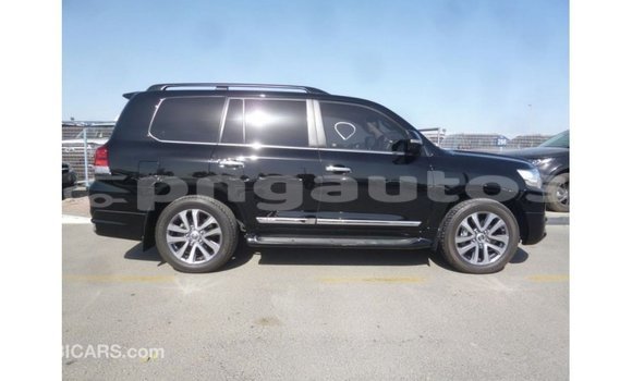 Buy Import Toyota Land Cruiser Black Car in Import - Dubai in Enga Buy Import Toyota Land Cruiser Black Car in Import - Dubai in Enga