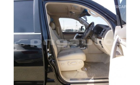 Buy Import Toyota Land Cruiser Black Car in Import - Dubai in Enga Buy Import Toyota Land Cruiser Black Car in Import - Dubai in Enga