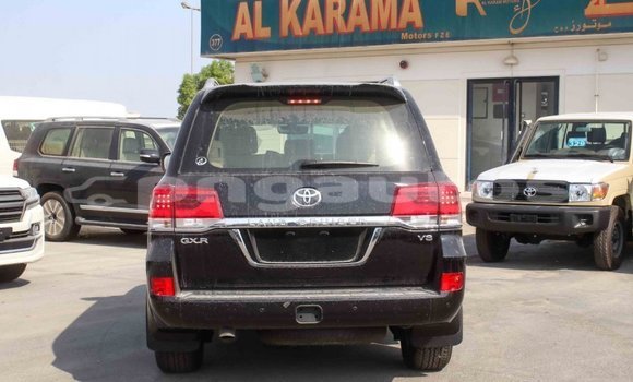Acheter Import Voiture Toyota Land Cruiser Noir à Import - Dubai, Enga Acheter Import Voiture Toyota Land Cruiser Noir à Import - Dubai, Enga