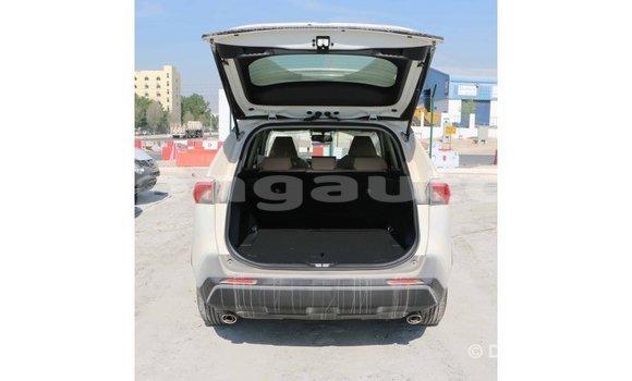 Buy Import Toyota 4Runner White Car in Import - Dubai in Enga Buy Import Toyota 4Runner White Car in Import - Dubai in Enga