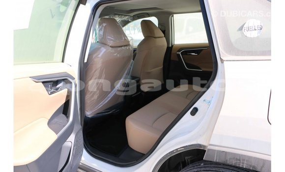 Buy Import Toyota 4Runner White Car in Import - Dubai in Enga Buy Import Toyota 4Runner White Car in Import - Dubai in Enga