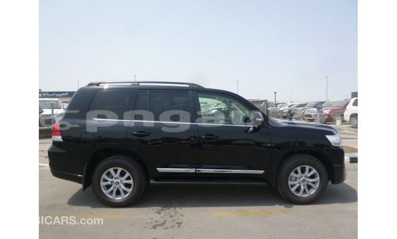 Buy Import Toyota Land Cruiser Black Car in Import - Dubai in Enga Buy Import Toyota Land Cruiser Black Car in Import - Dubai in Enga