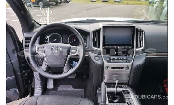 Buy Import Toyota Land Cruiser Black Car in Import - Dubai in Enga Buy Import Toyota Land Cruiser Black Car in Import - Dubai in Enga