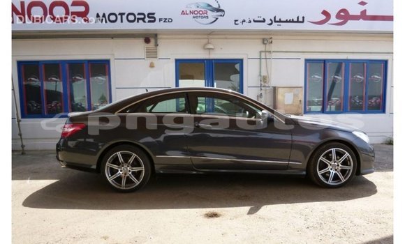 Buy Import Mercedes-Benz 190 Other Car in Import - Dubai in Enga Buy Import Mercedes-Benz 190 Other Car in Import - Dubai in Enga