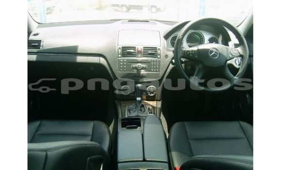 Buy Import Mercedes-Benz 190 Other Car in Import - Dubai in Enga Buy Import Mercedes-Benz 190 Other Car in Import - Dubai in Enga