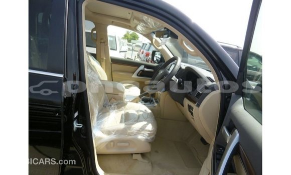 Buy Import Toyota Land Cruiser Black Car in Import - Dubai in Enga Buy Import Toyota Land Cruiser Black Car in Import - Dubai in Enga
