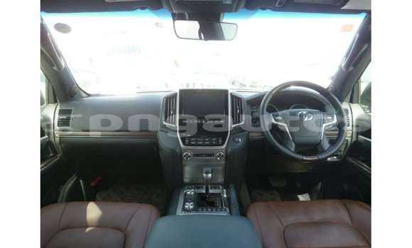 Buy Import Toyota Land Cruiser Black Car in Import - Dubai in Enga Buy Import Toyota Land Cruiser Black Car in Import - Dubai in Enga