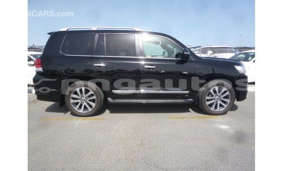 Buy Import Toyota Land Cruiser Black Car in Import - Dubai in Enga Buy Import Toyota Land Cruiser Black Car in Import - Dubai in Enga