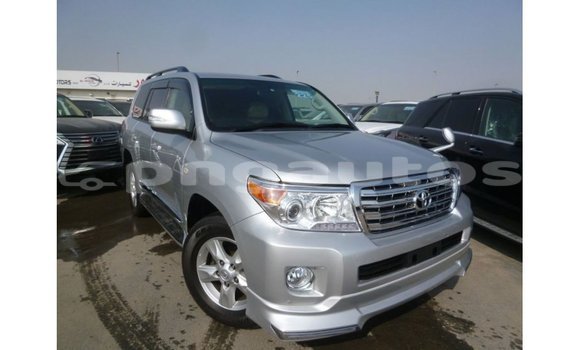 Buy Import Toyota Land Cruiser Other Car in Import - Dubai in Enga Buy Import Toyota Land Cruiser Other Car in Import - Dubai in Enga