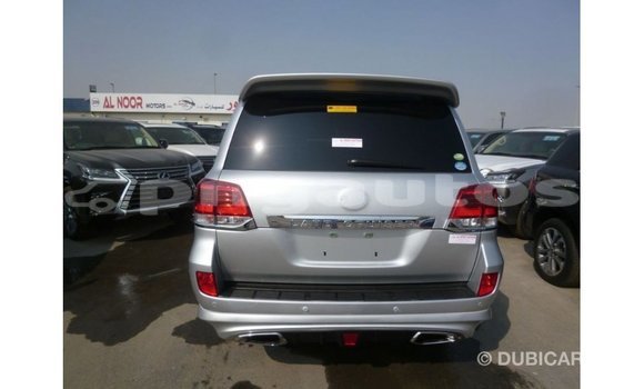 Buy Import Toyota Land Cruiser Other Car in Import - Dubai in Enga Buy Import Toyota Land Cruiser Other Car in Import - Dubai in Enga