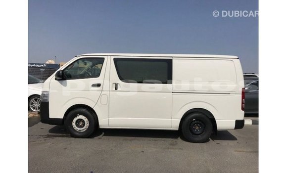 Buy Import Toyota Hiace White Car in Import - Dubai in Enga Buy Import Toyota Hiace White Car in Import - Dubai in Enga